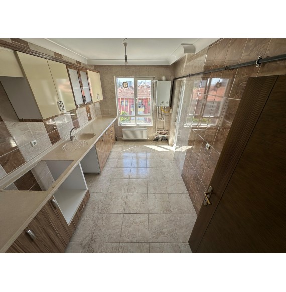 OVACIK'TA ASANSÖRLÜ ARA KATTA 3+1 YAPILI DAİRE