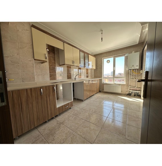 OVACIK'TA ASANSÖRLÜ ARA KATTA 3+1 YAPILI DAİRE