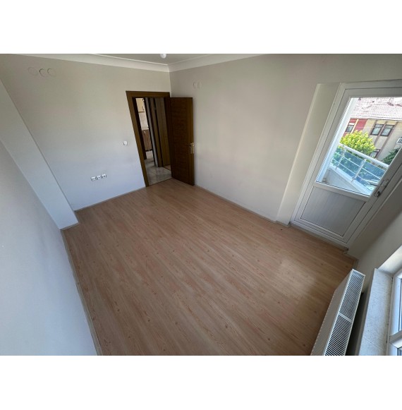 OVACIK'TA ASANSÖRLÜ ARA KATTA 3+1 YAPILI DAİRE