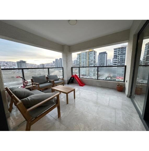 OVACIK'TA AKILLI EV SİSTEMLERİ İLE 4,5+1 PRESTİJLİ SİTE DAİRESİ