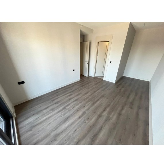 GAMADOR GALYA'DA MODERN MİMARİSİYLE YÜKSEK KATTA ARANILAN DAİRE