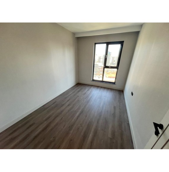 GAMADOR GALYA'DA MODERN MİMARİSİYLE YÜKSEK KATTA ARANILAN DAİRE