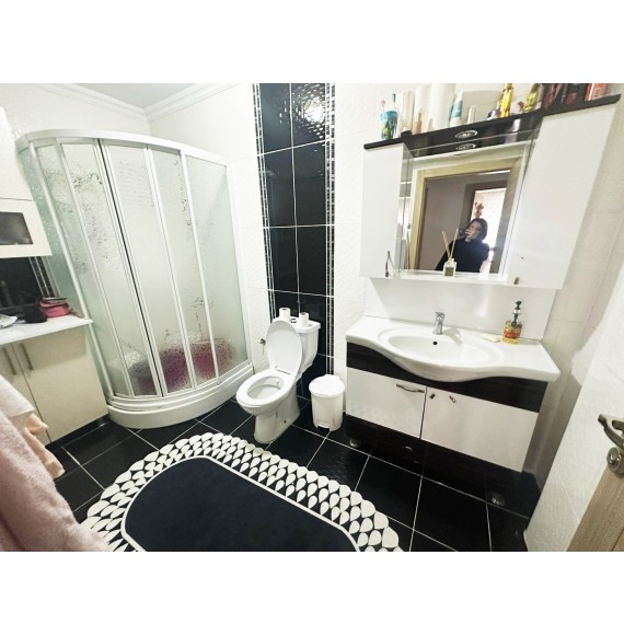 FIRSAT DAİRESİ SİTE İÇİ YÜKSEK KATTA FULL + FULL YAPILI GENİŞ M2