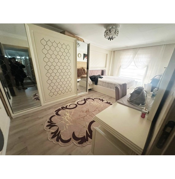 FIRSAT DAİRESİ SİTE İÇİ YÜKSEK KATTA FULL + FULL YAPILI GENİŞ M2