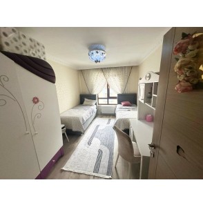 FIRSAT DAİRESİ SİTE İÇİ YÜKSEK KATTA FULL + FULL YAPILI GENİŞ M2