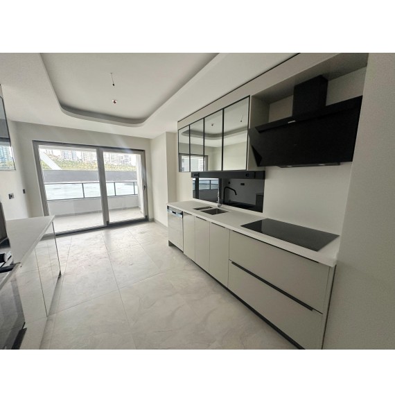 YOZGAT BULVARINDA LÜKS E.BANYOLU EMSALSİZ GENİŞLİKTE 2+1 SİTE