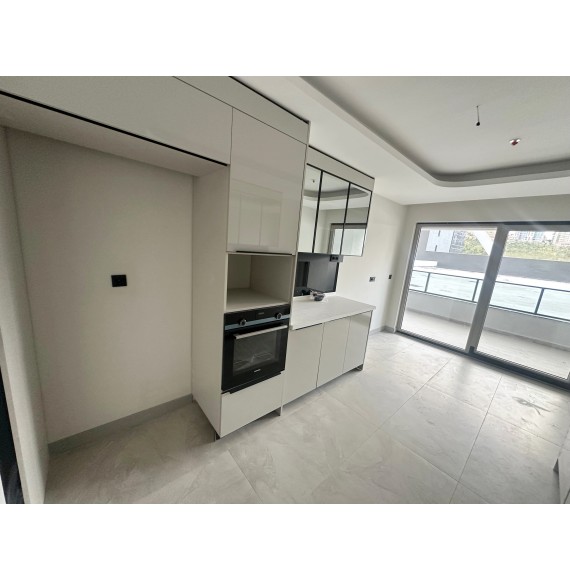 YOZGAT BULVARINDA LÜKS E.BANYOLU EMSALSİZ GENİŞLİKTE 2+1 SİTE