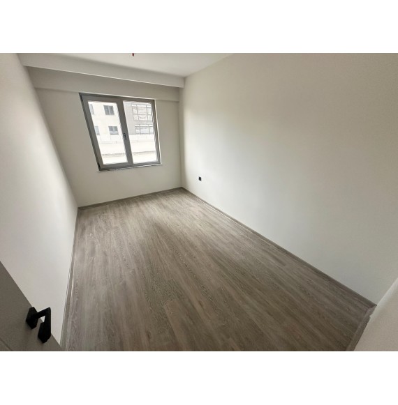 YOZGAT BULVARINDA LÜKS E.BANYOLU EMSALSİZ GENİŞLİKTE 2+1 SİTE