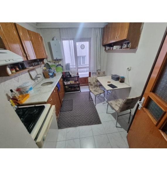 BAĞCI CADDESİ ÜZERİNDE GENİŞ METRAJLI ASANSÖRLÜ 5+1 DUBLEKS