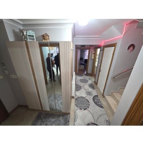 ÇAMBAŞI CADDESİ PARALELİ ASANSÖRLÜ YAPILI 4+1 DUBLEKS DAİRE