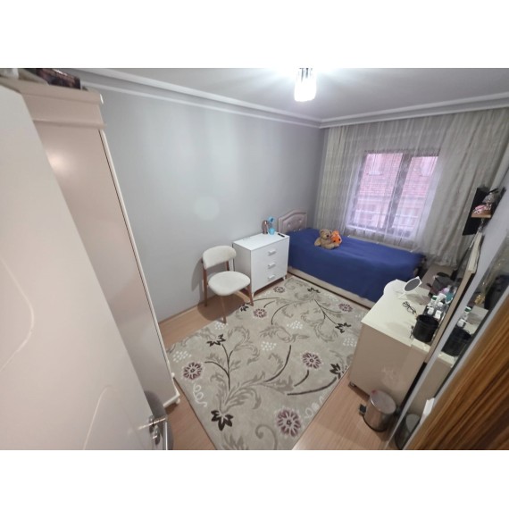 ÇAMBAŞI CADDESİ PARALELİ ASANSÖRLÜ YAPILI 4+1 DUBLEKS DAİRE
