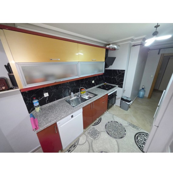 ÇAMBAŞI CADDESİ PARALELİ ASANSÖRLÜ YAPILI 4+1 DUBLEKS DAİRE