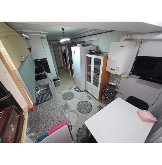 ÇAMBAŞI CADDESİ PARALELİ ASANSÖRLÜ YAPILI 4+1 DUBLEKS DAİRE