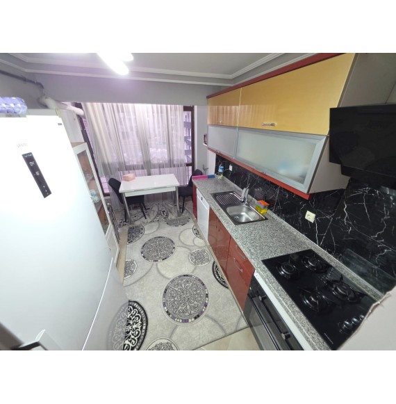 ÇAMBAŞI CADDESİ PARALELİ ASANSÖRLÜ YAPILI 4+1 DUBLEKS DAİRE