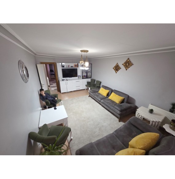 ÇAMBAŞI CADDESİ PARALELİ ASANSÖRLÜ YAPILI 4+1 DUBLEKS DAİRE