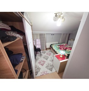 ÇAMBAŞI CADDESİ PARALELİ ASANSÖRLÜ YAPILI 4+1 DUBLEKS DAİRE