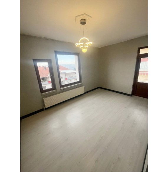 ATAPARK'TA E.BANYOLU ASANSÖRLÜ MANZARA CEPHRE 3+1 DAİRE