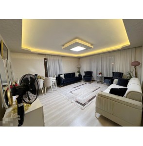 OVACIK MERKEZİ KONUMDA E.BANYOLU ULTRA LÜKS YAPILI GENİŞ 4+1