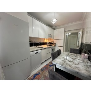 ÇAMBAŞI CADDESİ ÜZERİNDE FULL YAPILI KATTA ASANSÖRLÜ 3+1 DAİRE