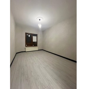 ATAPARK CADDE ÜZERİNDE ULTRA LÜKS YAPILI GİYİNME ODALI4+1 DAİRE