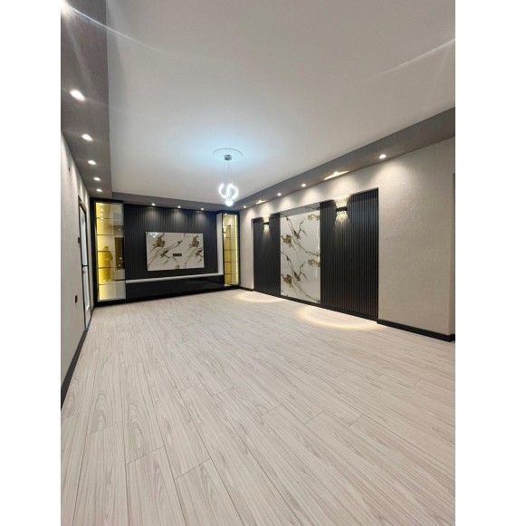 ATAPARK CADDE ÜZERİNDE ULTRA LÜKS YAPILI GİYİNME ODALI4+1 DAİRE