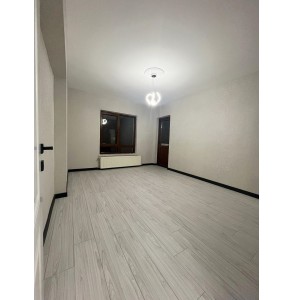 ATAPARK CADDE ÜZERİNDE ULTRA LÜKS YAPILI GİYİNME ODALI4+1 DAİRE