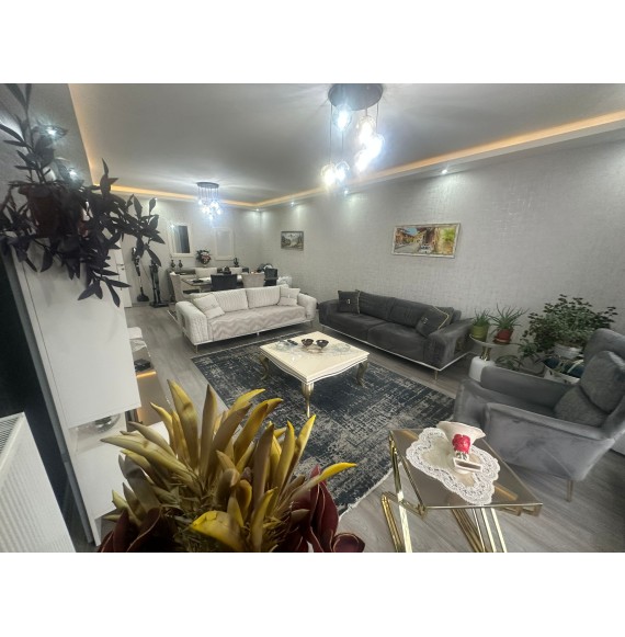 OVACIK BULVAR ÜZERİ ULTRA LÜKS TASARIMIYLA ARANILAN DAİRE