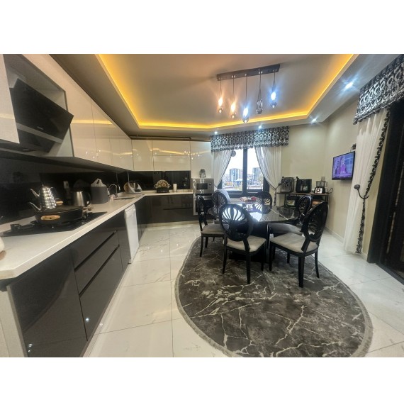 OVACIK BULVAR ÜZERİ ULTRA LÜKS TASARIMIYLA ARANILAN DAİRE