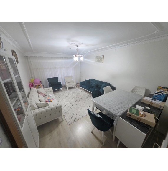 BAŞKENT CADDESİ PARALELİNDE FULL YAPILI ASANSÖRLÜ ÜST KATTA 3+1