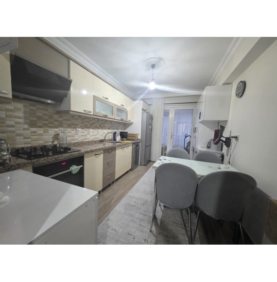 BAŞKENT CADDESİ PARALELİNDE FULL YAPILI ASANSÖRLÜ ÜST KATTA 3+1