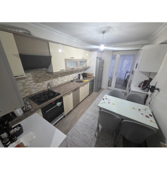 BAŞKENT CADDESİ PARALELİNDE FULL YAPILI ASANSÖRLÜ ÜST KATTA 3+1