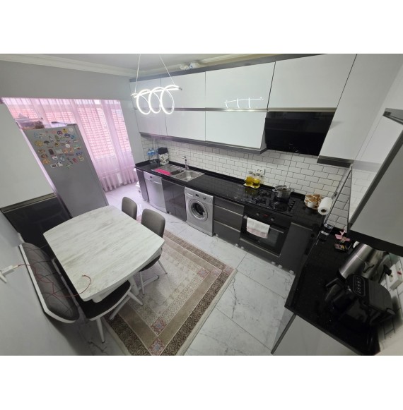 İNCİRLİ'DE LÜKS YAPILI PARK MANZARALI GENİŞ 3+1 DAİRE