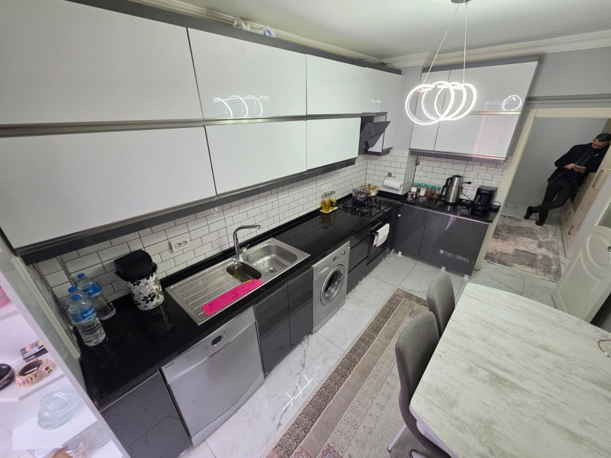 İNCİRLİ'DE LÜKS YAPILI PARK...