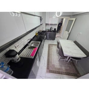 İNCİRLİ'DE LÜKS YAPILI PARK MANZARALI GENİŞ 3+1 DAİRE