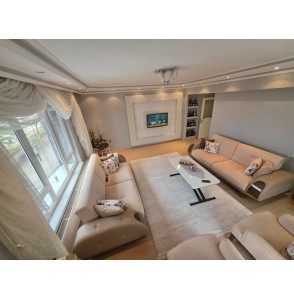 İNCİRLİ'DE LÜKS YAPILI PARK MANZARALI GENİŞ 3+1 DAİRE