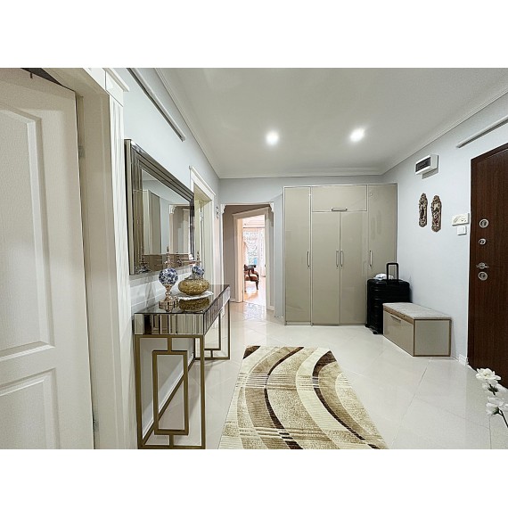 AŞAĞI EĞLENCE'DE FULL YAPILI KATTA 3+1 MASRAFSIZ DAİRE