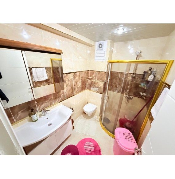 FIRSAT DAİRESİ ESERTEPE'DE 3+1 KATTA ASANSÖRLÜ LÜX YAPILI DAİRE