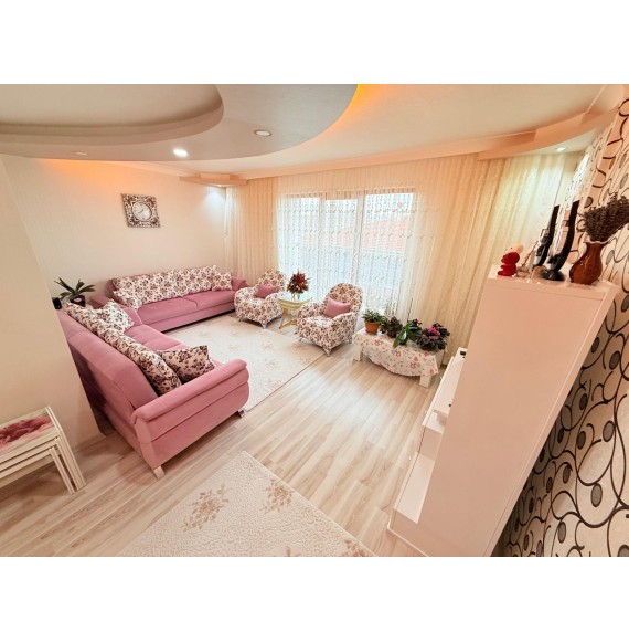 FIRSAT DAİRESİ ESERTEPE'DE 3+1 KATTA ASANSÖRLÜ LÜX YAPILI DAİRE