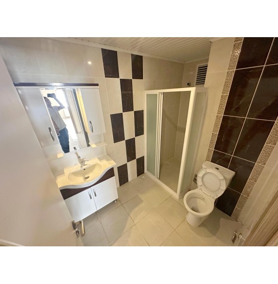 UFUKTEPE SAĞLIK OCAĞI YAKINI ASANSÖRLÜ KATTA YAPILI 3+1 DAİRE