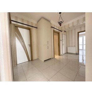 UFUKTEPE SAĞLIK OCAĞI YAKINI ASANSÖRLÜ KATTA YAPILI 3+1 DAİRE