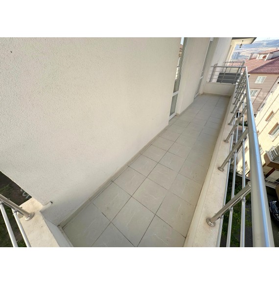 UFUKTEPE SAĞLIK OCAĞI YAKINI ASANSÖRLÜ KATTA YAPILI 3+1 DAİRE