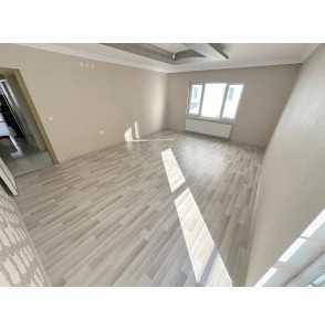 UFUKTEPE SAĞLIK OCAĞI YAKINI ASANSÖRLÜ KATTA YAPILI 3+1 DAİRE