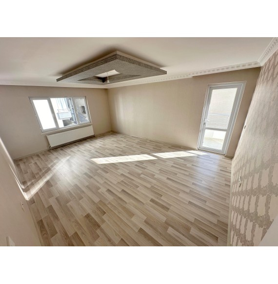 UFUKTEPE SAĞLIK OCAĞI YAKINI ASANSÖRLÜ KATTA YAPILI 3+1 DAİRE