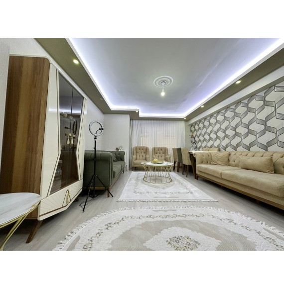 BAŞKENT CADDESİ PARALELİ E.BANYOLU ASANSÖRLÜ 3+1 YAPILI DAİRE