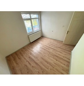 OVACIK'TA SİTE İÇERİSİNDE KENDİNE AİT BAHÇELİ 2+1 KİRALIK DAİRE