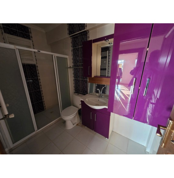 DİLEK CAMİİ YAKININDA ASANSÖRLÜ E.BANYO 3+1 GENİŞ DAİRE