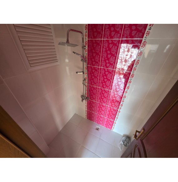 DİLEK CAMİİ YAKININDA ASANSÖRLÜ E.BANYO 3+1 GENİŞ DAİRE