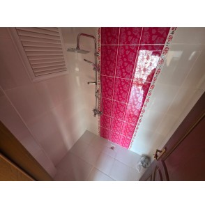 DİLEK CAMİİ YAKININDA ASANSÖRLÜ E.BANYO 3+1 GENİŞ DAİRE