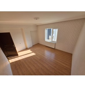 DİLEK CAMİİ YAKININDA ASANSÖRLÜ E.BANYO 3+1 GENİŞ DAİRE
