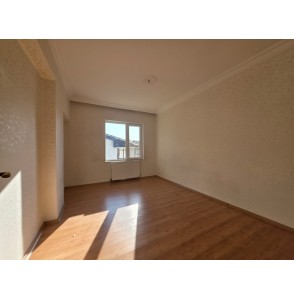 DİLEK CAMİİ YAKININDA ASANSÖRLÜ E.BANYO 3+1 GENİŞ DAİRE